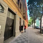 Jasmin بيت شباب براغ